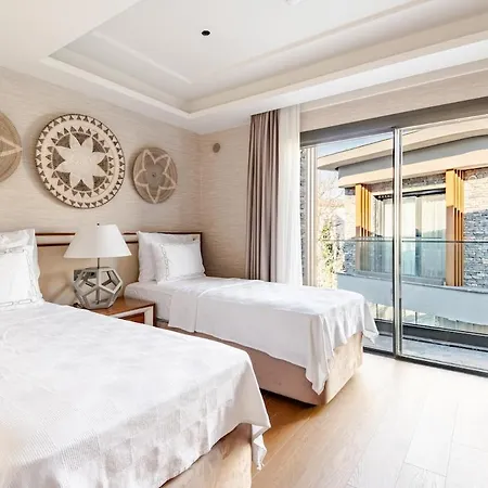 Luxurious Private Pool Private Views Villa *